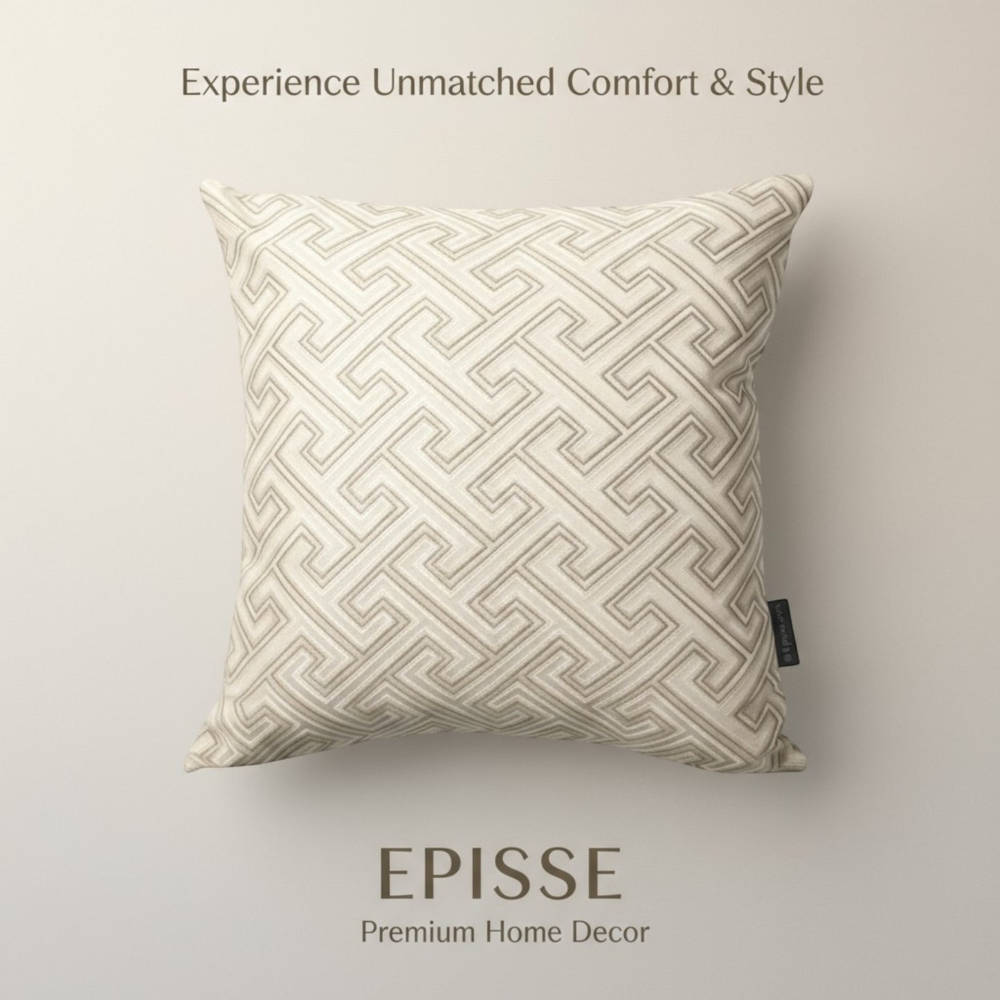 Decorative pillow with geometric pattern on a plain background, featuring the brand 'Episse'.